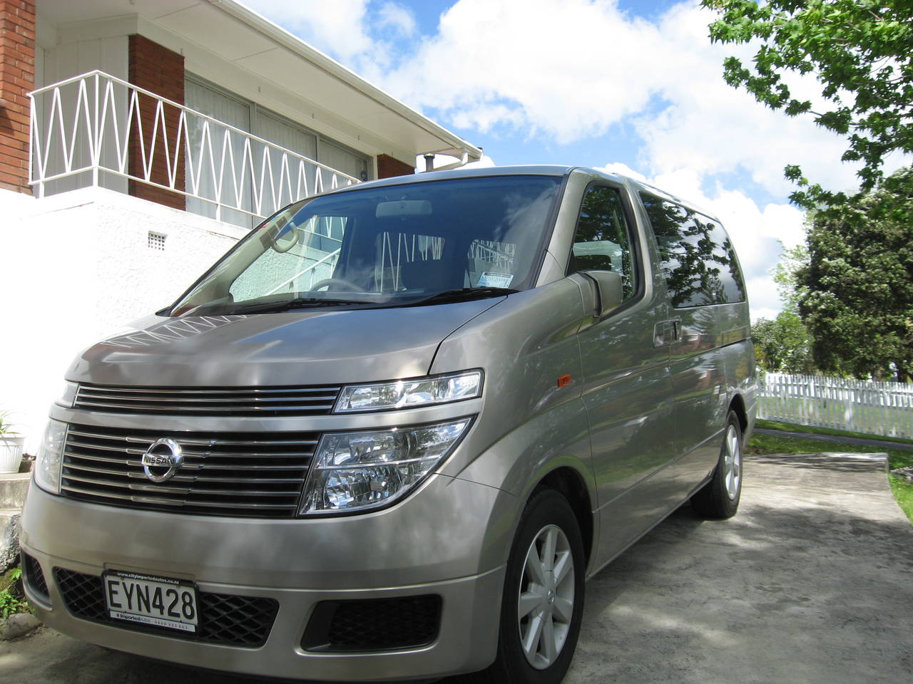 nissan elgrand rider в 51 кузове