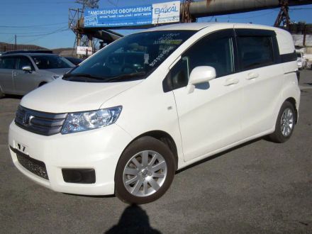 Honda Freed Spike (Хонда Фрид спайк) - Продажа