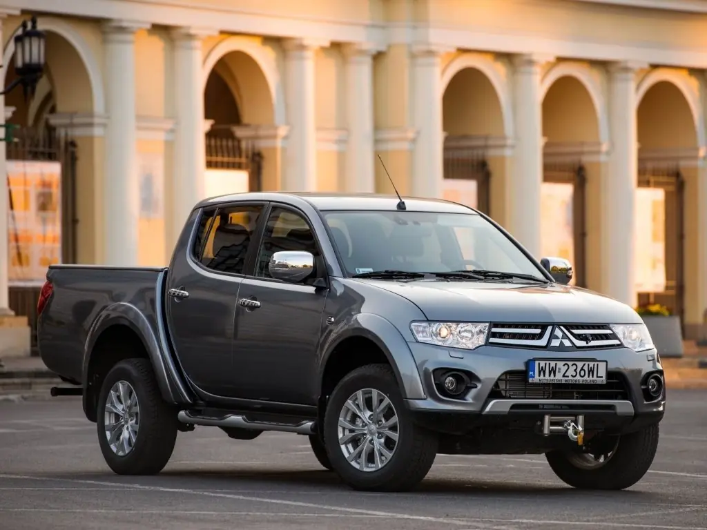 технические характеристики mitsubishi l200 расход бензина скорость