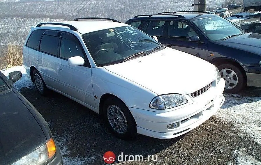 Тойота Калдина универсал 2001