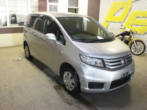 Honda Freed (Хонда Фрид)