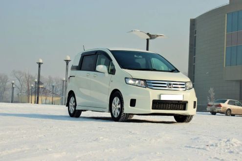 Honda Freed Spike (Хонда Фрид спайк) - Продажа