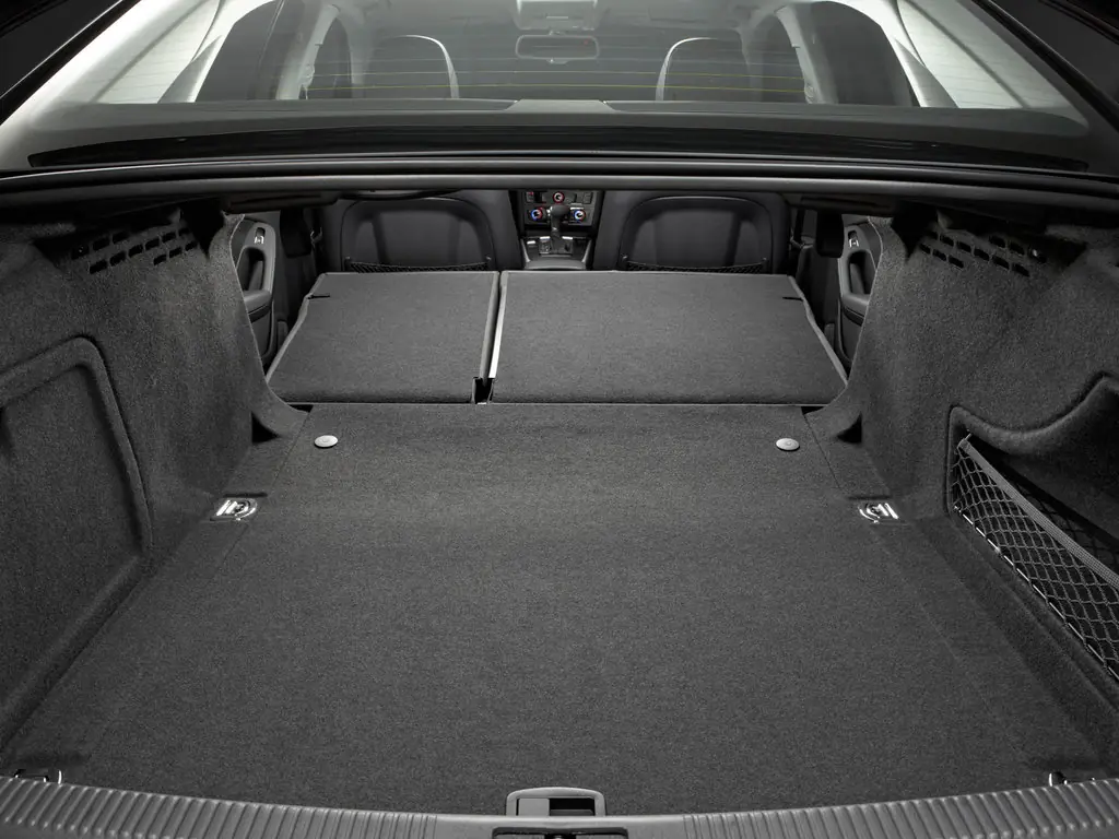 Audi a4 универсал 2008 с багажником