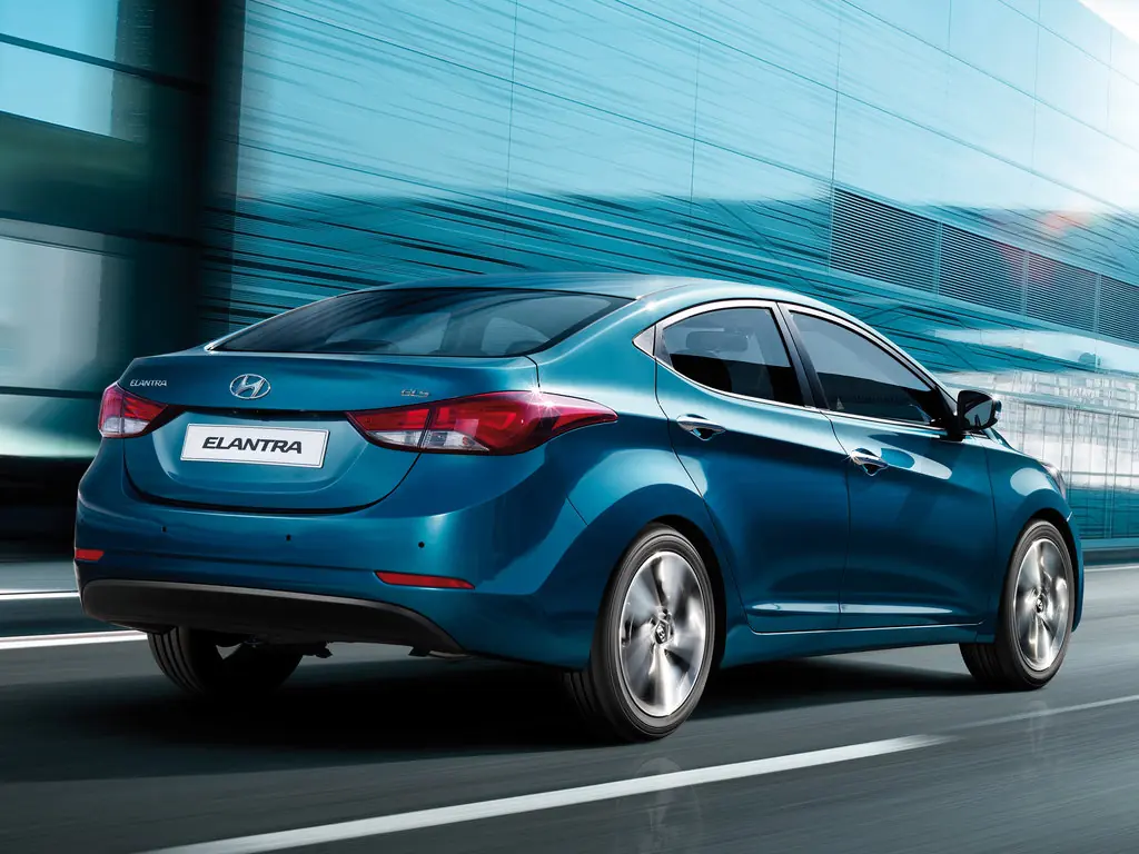 hyundai elantra 2012 объем бензобака