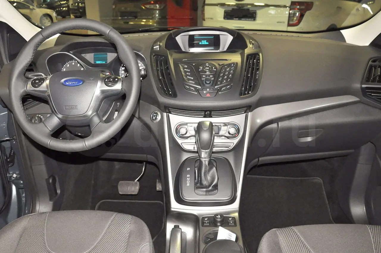Ford Kuga (2016-2017) цена и характеристики, фотографии и ...