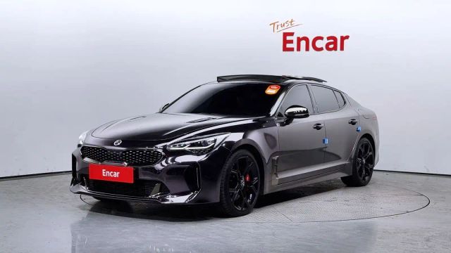 Купить б/у Kia Stinger I 3.3 AT (370 л.с.) 4WD бензин автомат в Перми: оранжевый