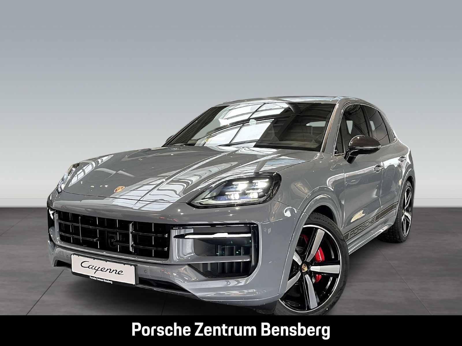 №1082573: Купить Porsche Cayenne 2023 года в Германии – авто под заказ без  пробега по РФ