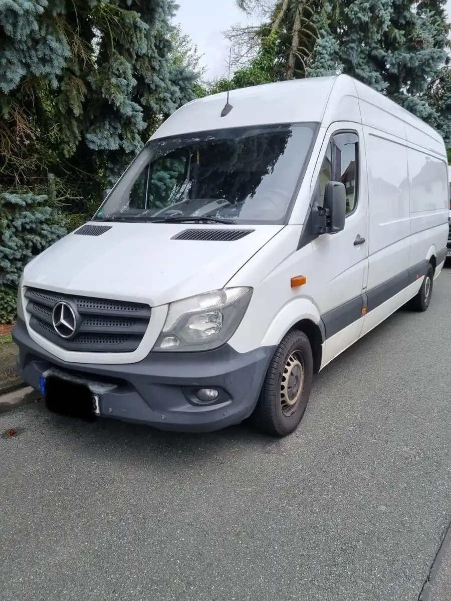 1593574 Mercedes Benz Sprinter 2018