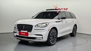Lincoln Aviator, 2023