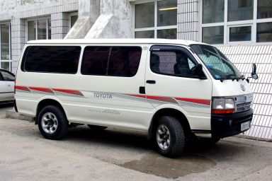 Toyota Hiace 2000   |   25.01.2012.