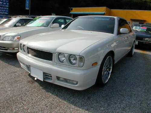 Nissan Gloria 1993 - 1995