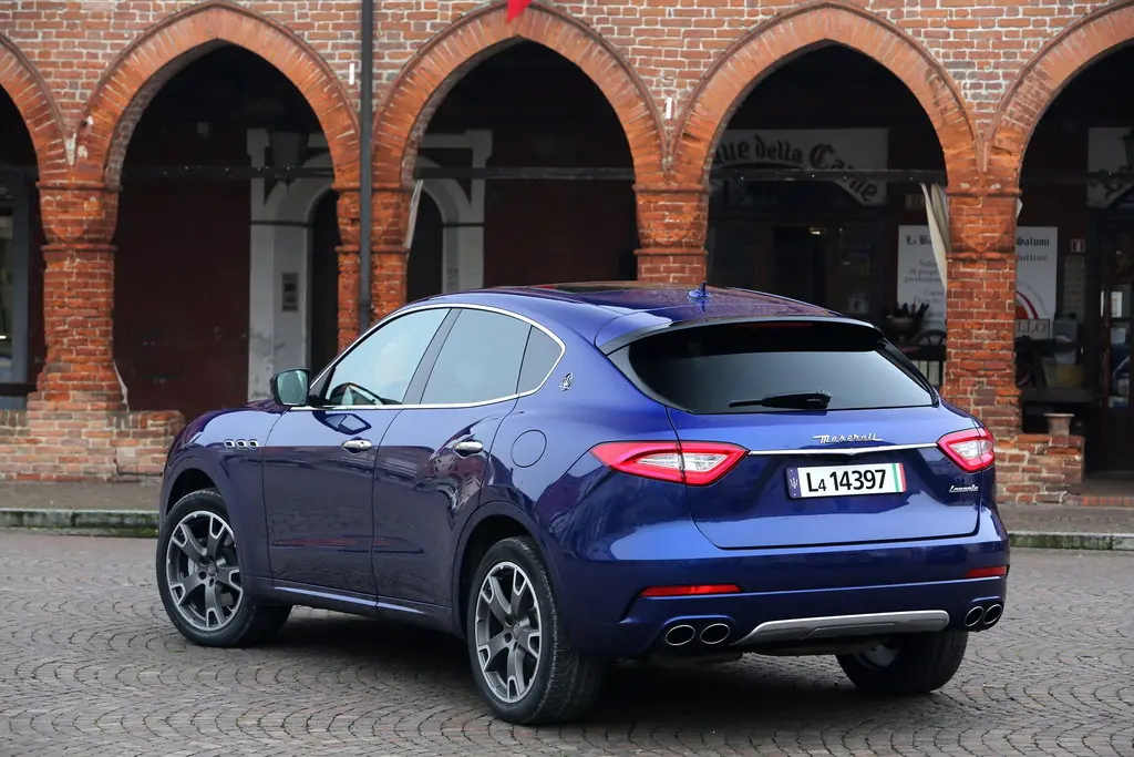 Обзор Maserati Levante 2018 года: новый элитный автомобиль Обзор Maserati Levante 2018 года: новый элитный автомобиль