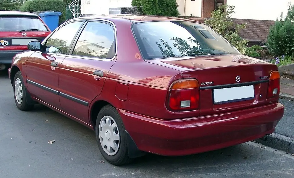 Suzuki Baleno 1995, 1996, 1997, седан, 1 поколение