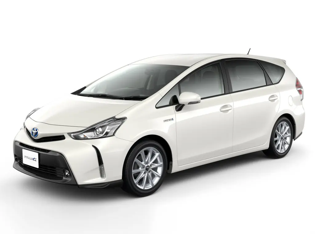 Used Toyota Prius Alpha 2013 model Silver color photo, image, picture