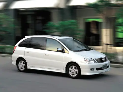 Toyota Nadia 2001 - 2003