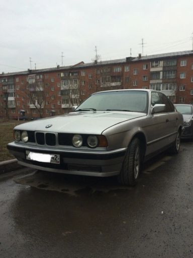 BMW M5 1991, 3.8 литра, Всем ...