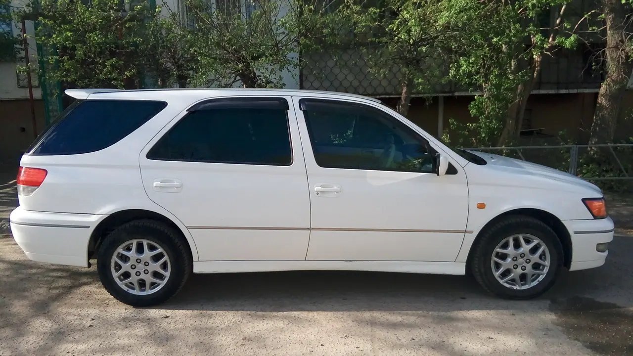 Toyota Vista Ardeo 2002 Р±РµР»С‹Р№