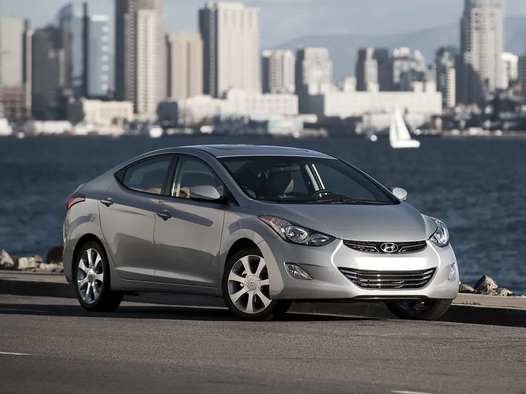 Hyundai Elantra 2010, 2011, 2012, 2013, седан, 5 поколение, UD технические  характеристики и комплектации