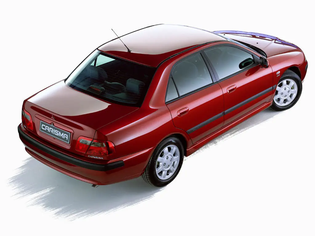 mitsubishi carisma рестайлинг