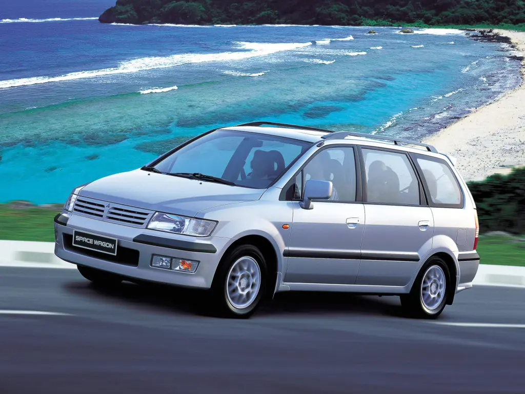 Mitsubishi Space Wagon 1997, 1998, 1999, 2000, 2001