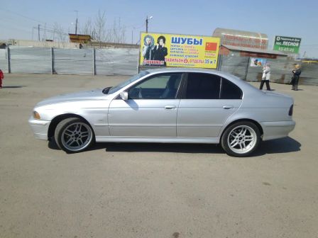 BMW 5-Series 2003 - отзыв владельца