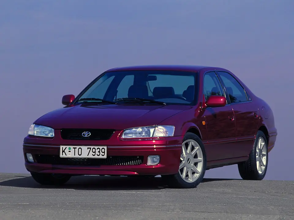 Toyota Camry 1997 3   120      