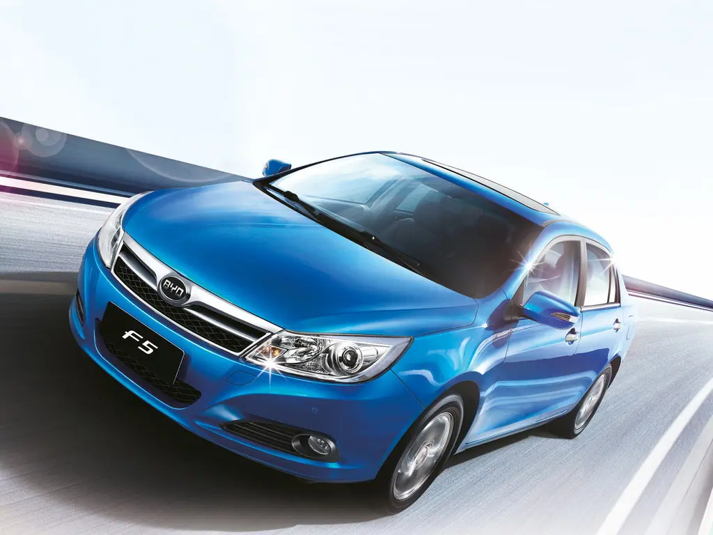 Китайская машина BYD f5