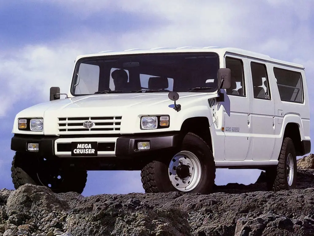 Toyota Mega Cruiser    -     11  