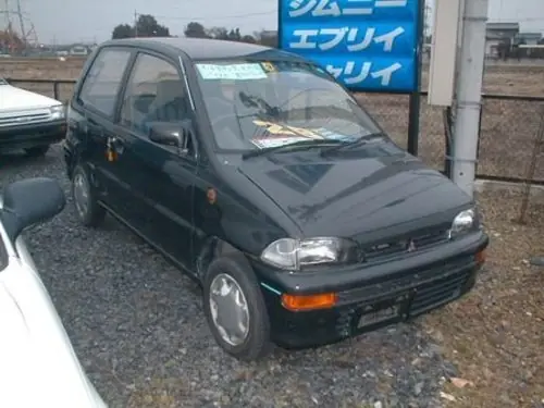 Mitsubishi Minica 1992 - 1993