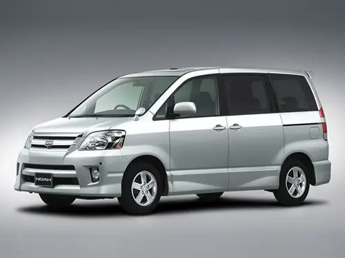 Toyota Noah 2004 - 2007