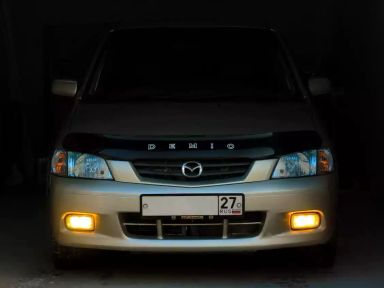 Mazda Demio, 2001