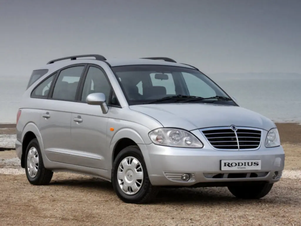 минивэн ssangyong rodius