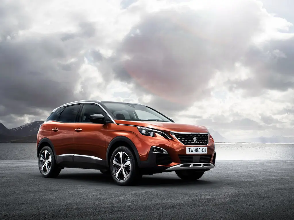 интерьер peugeot 3008