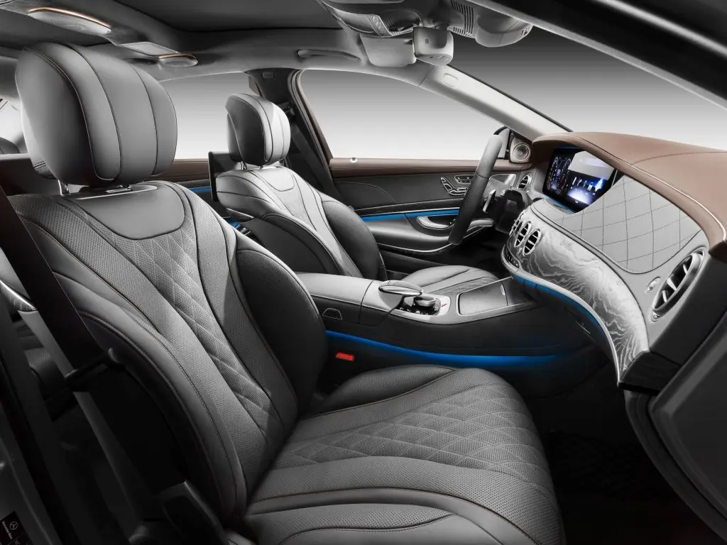 Посмотрите - Рестайлинговый седан Mercedes-Benz AMG S63 2019 года видео Посмотрите - Рестайлинговый седан Mercedes-Benz AMG S63 2019 года видео