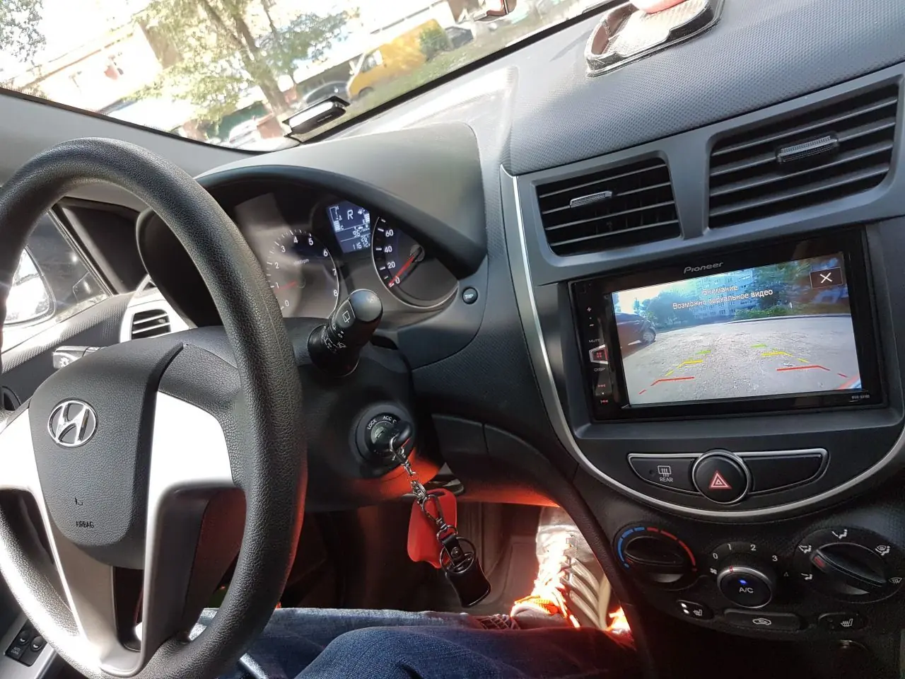 Установка автомагнитол в Москве — автомехаников, отзывов на Профи