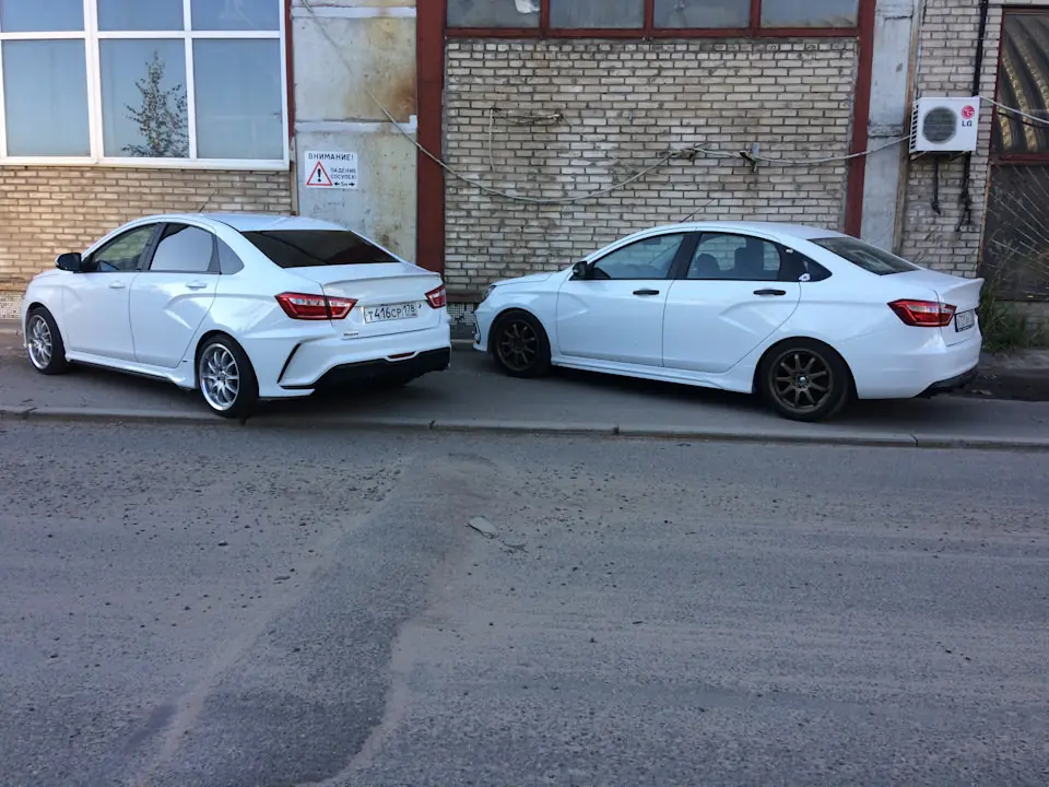 лада веста r19