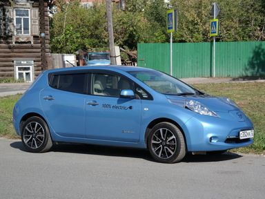 Nissan Leaf, 2012