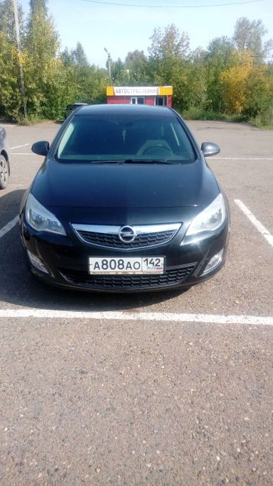 Opel Astra 2011   |   11.09.2017.