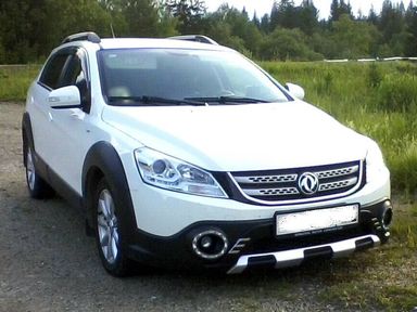 Dongfeng H30 Cross, 2015