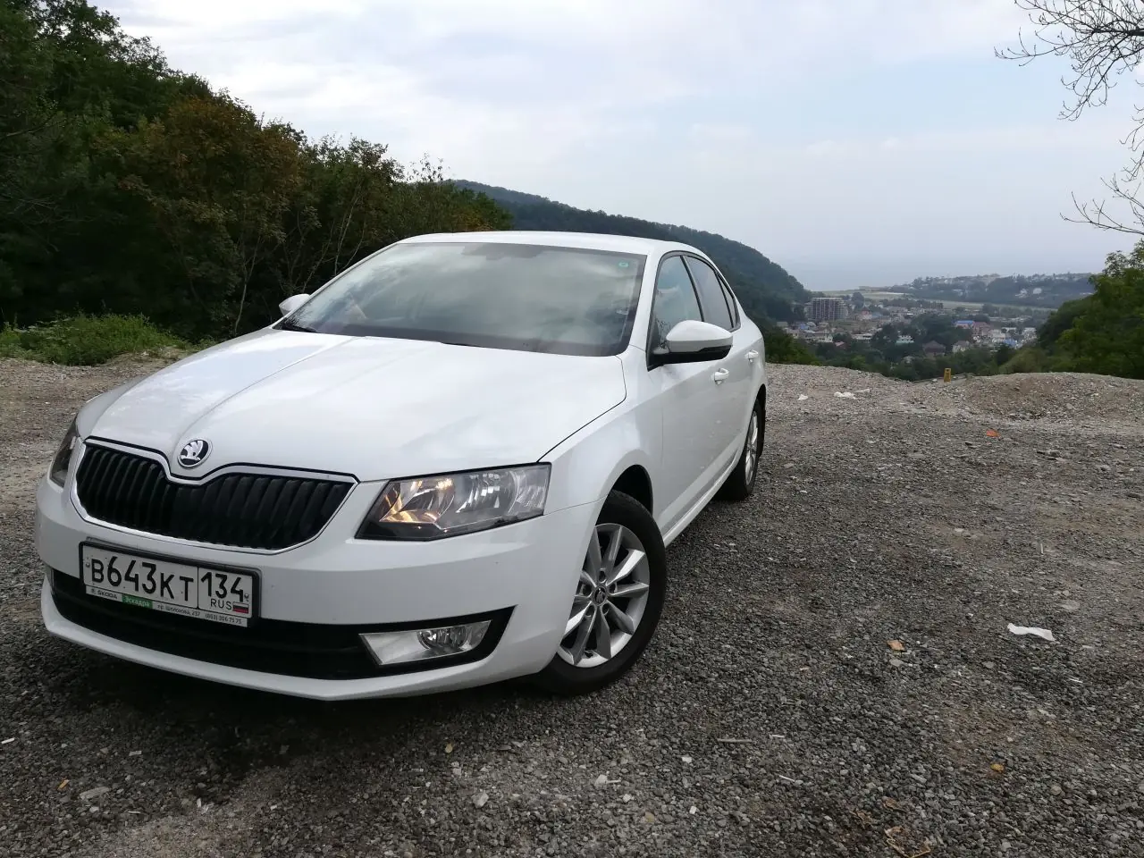 skoda начинает продажи octavia с мотором 1.6