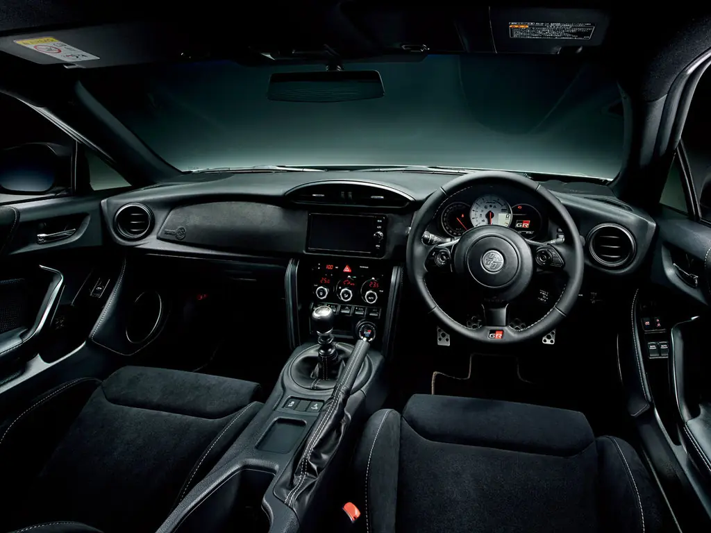 Toyota Gt 86 Restajling 16 17 18 19 Kupe 1 Pokolenie Zn6 Tehnicheskie Harakteristiki I Komplektacii
