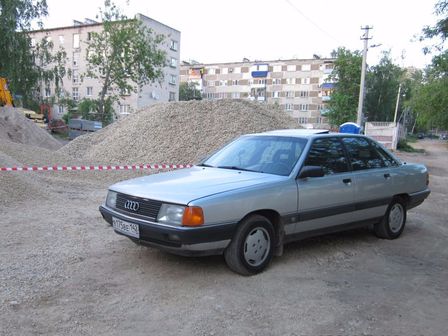 Audi 100 1990 -  
