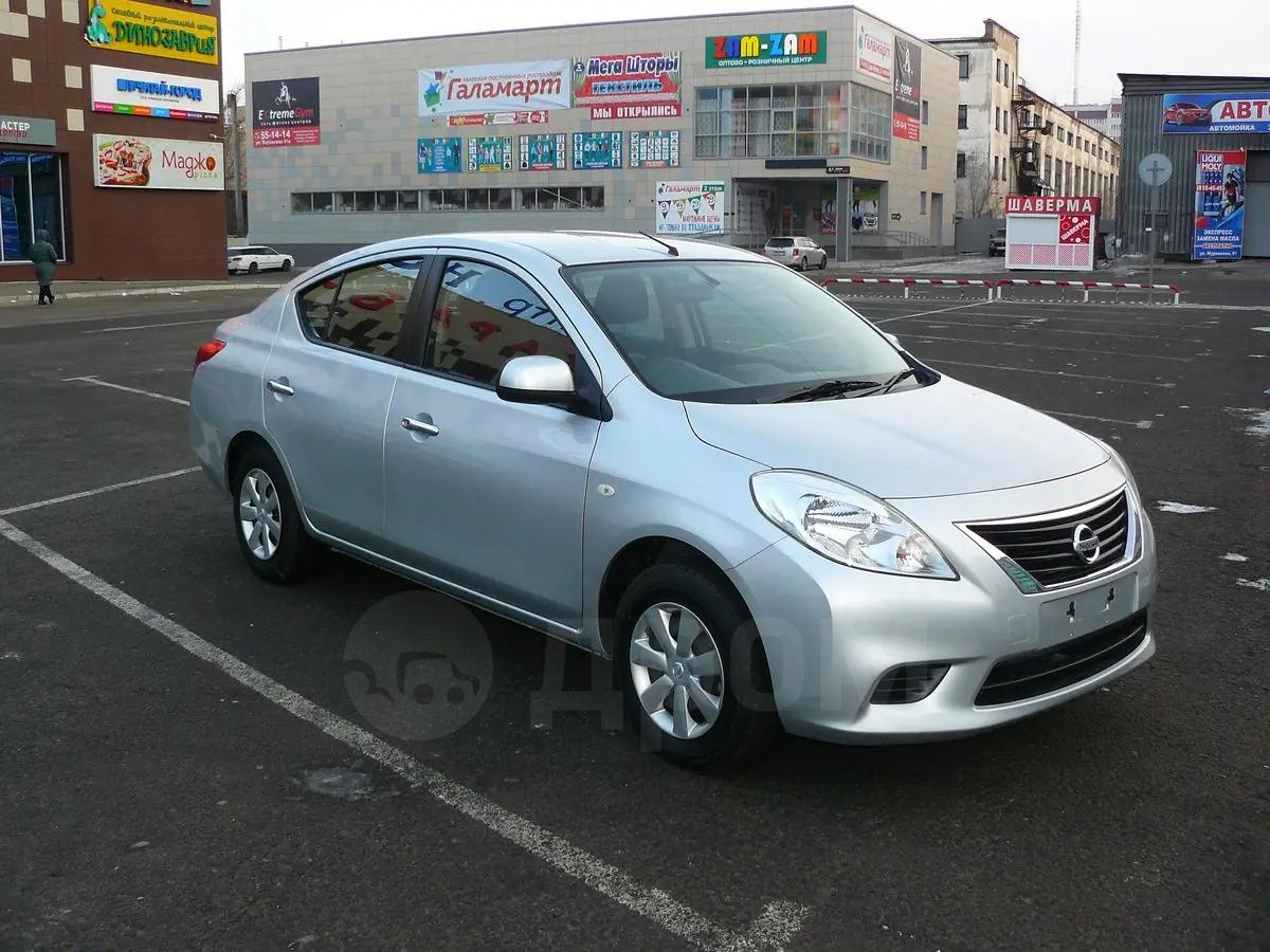 nissan latio, 2012 год nissan latio, 2012 год