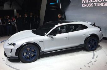 Porsche Mission E Cross Turismo    2020 .