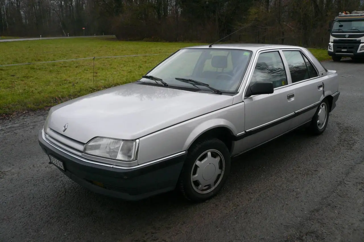 Renault 25 1989  2      MT 