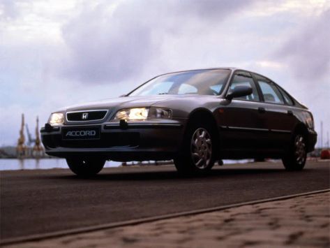 Honda Accord (CE)
02.1996 - 01.1998