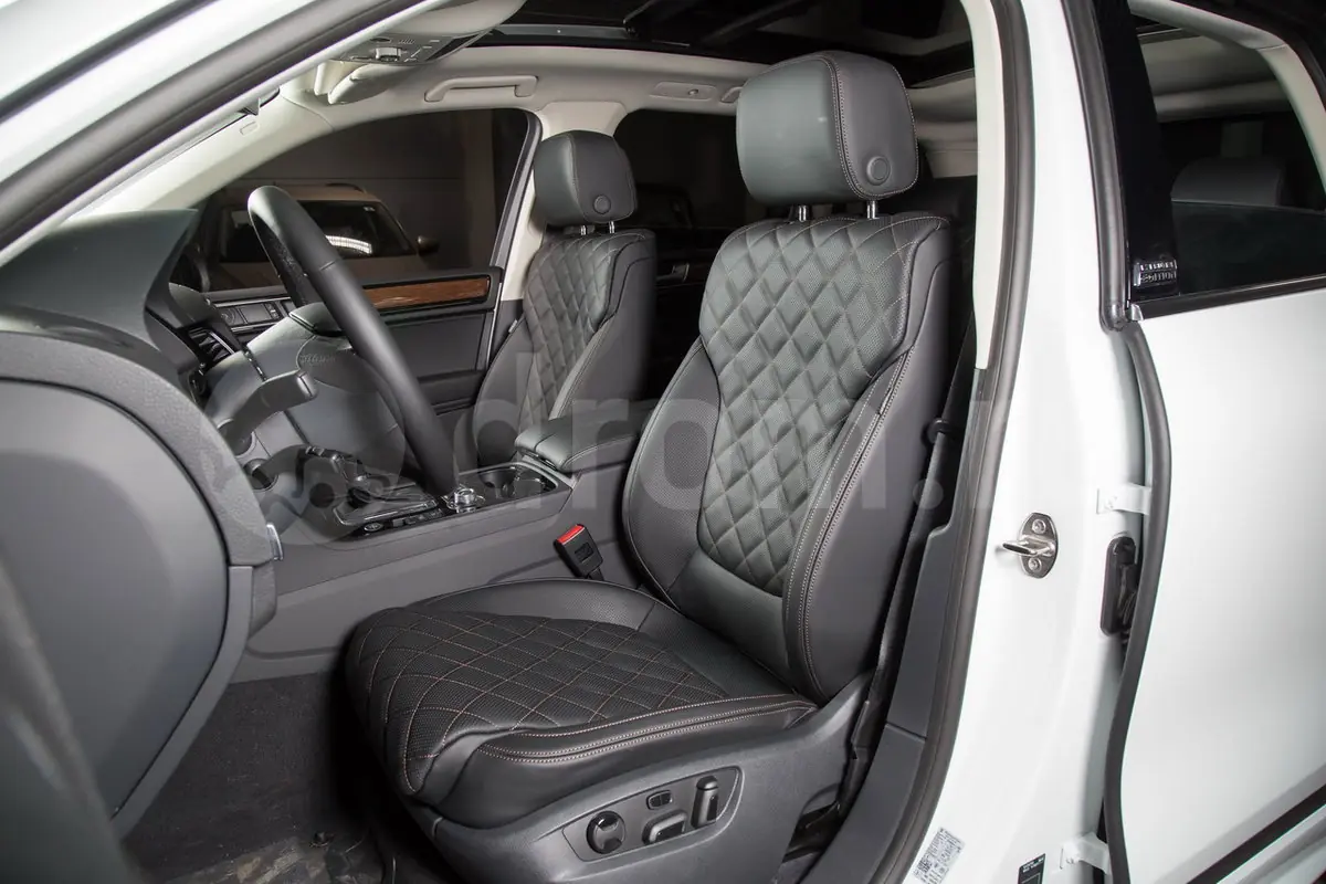 Volkswagen Touareg r line Executive 2016
