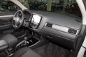 Mitsubishi Outlander 2.0 CVT 2WD Intense+ (02.2018 - 12.2018))