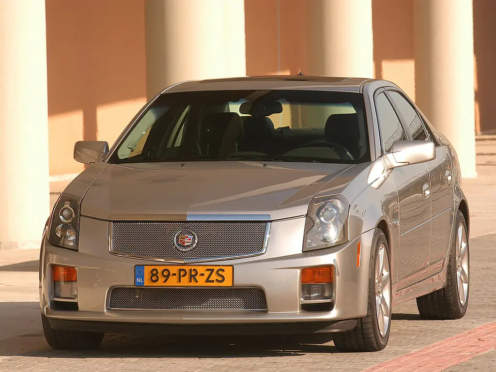 Обзор Cadillac CTS-V 2003 года выпуска