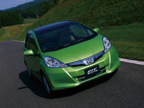 Honda fit рестайлинг